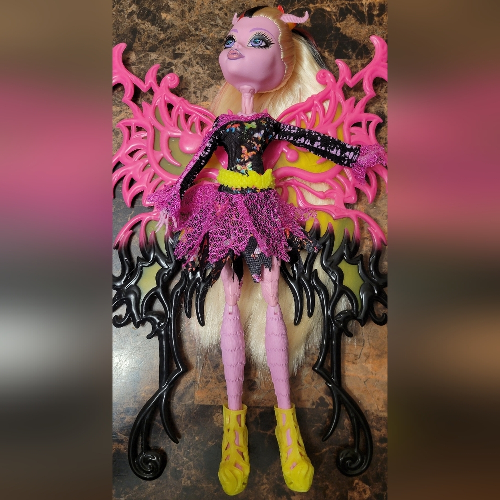 G1 Monster High Bonita Femur Freaky Fusion Only Displayed